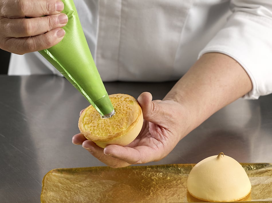 Farcitura tette delle monache realizzate con Dolce Monaca IRCA